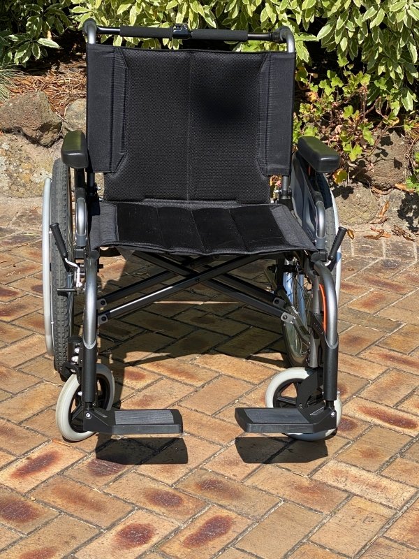 Rental - KARMA Flexx Heavy Duty Self Propel Wheelchair - 22" x 18" (Per Week, Minimum 2 Week Hire) - Aged Care & Medical